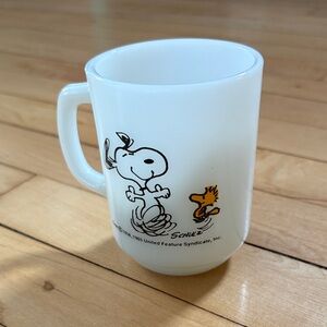 Vintage Snoopy & Woodstock White Milk Glass Mug